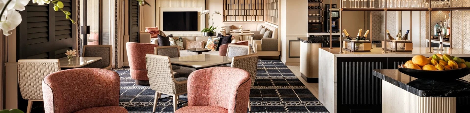Fairmont Orchid — Gold Lounge